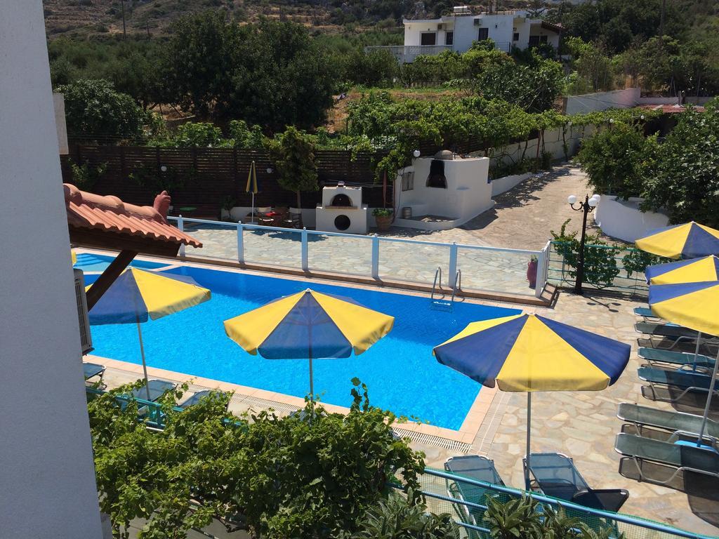 Stavros Apartments Istron Exterior foto